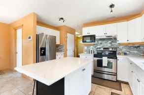 Detached Coventry Hills homes