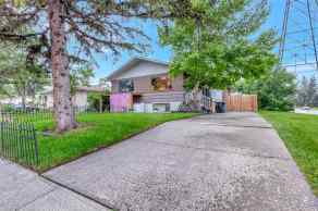 Just listed Wildwood homes for sale new 301 38 Street SW in Wildwood Calgary