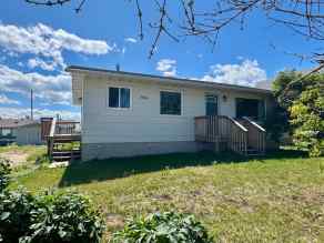 Detached La Glace homes