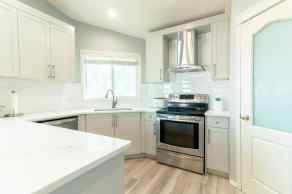 Detached Hamptons homes