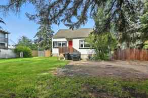 Detached Penhold homes