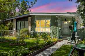 Semi Detached (Half Duplex) Glenbrook homes