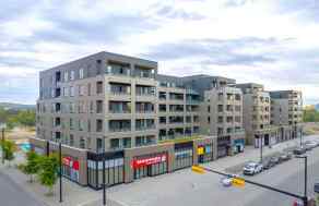 Apartment University District homes