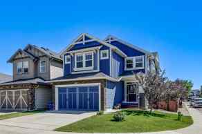 Detached Williamstown homes