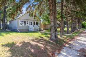 Detached Lloydminster homes
