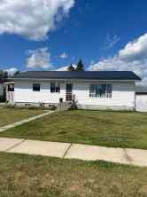 Detached Whitecourt homes