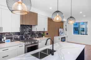 Row/Townhouse West Hillhurst homes