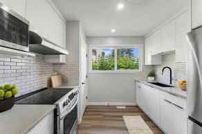 Semi Detached (Half Duplex) Radisson Heights homes