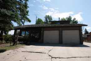 Detached Hanna homes