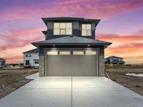 Detached Kinniburgh South homes