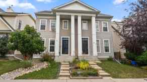 Semi Detached (Half Duplex) McKenzie Towne homes