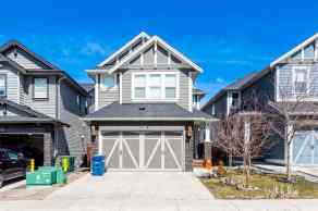 Detached Williamstown homes