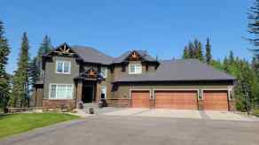 Detached Lobstick Resort homes