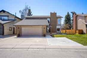 Detached Deer Run homes