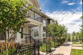 Row/Townhouse Cranston homes