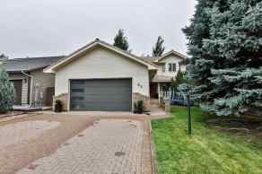 Detached Ridgewood homes