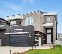 Detached Laredo homes