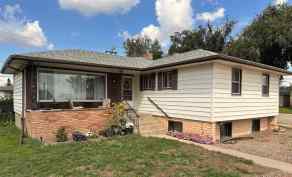 Just listed SW Hill homes for sale new 702 8 Street SW in SW Hill Medicine Hat