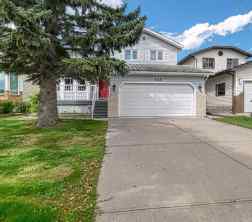 Detached Hawkwood homes