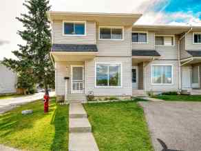 Row/Townhouse Pineridge homes