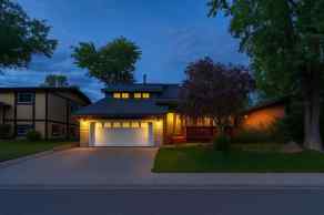 Just listed Thorburn homes for sale new 80 TAYLOR Way SE in Thorburn Airdrie