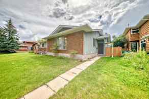 Semi Detached (Half Duplex) Coach Hill homes