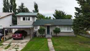 Detached Magrath homes