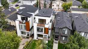 Detached Windsor Park homes