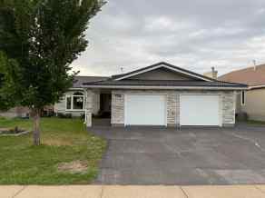 Detached Ross Glen homes
