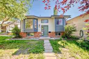 Detached Sundance homes