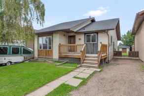 Detached Edgewater homes