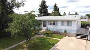 Detached Wainwright homes