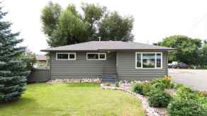 Detached Claresholm homes