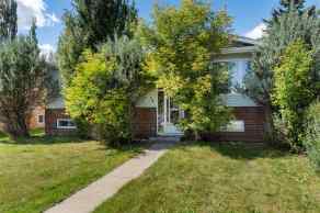 Detached Whitecourt homes