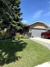 Detached Meadowbrook homes