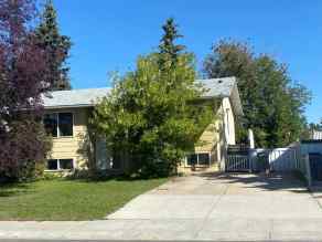 Detached Patterson Place homes