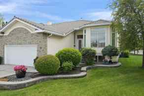 Semi Detached (Half Duplex) Hamptons homes