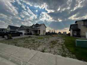 Residential Land Pincher Creek homes