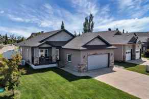 Detached Sylvan Lake homes