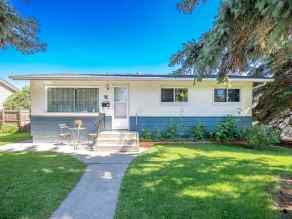 Just listed Wildwood homes for sale new 96 Windermere Road SW in Wildwood Calgary