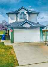 Detached Parkridge Estates homes