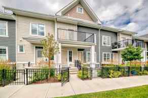 Row/Townhouse Cranston homes