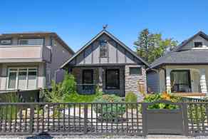 Detached Sunnyside homes