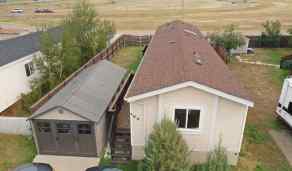 Detached Brooks homes