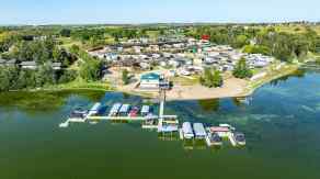 Recreational Rural Red Deer County homes