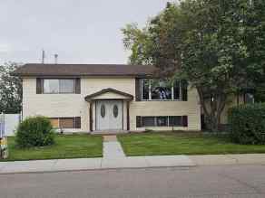 Detached Olds homes