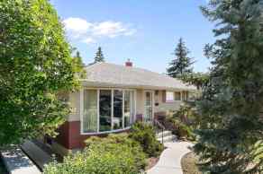 Just listed Charleswood homes for sale new 16 Chatham Drive NW in Charleswood Calgary