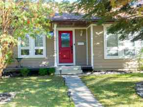 Just listed Beddington Heights homes for sale new 51 Bearberry Bay NW in Beddington Heights Calgary