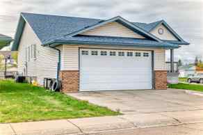 Detached Maplewood homes