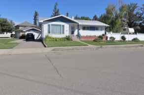 Detached Claresholm homes